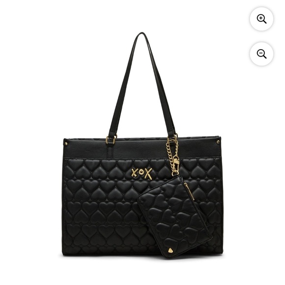 Betsey Johnson Handbags - Betsy Johnson Xojaney Large Heart Quilted Tote Chain Detail and Matching Pouch